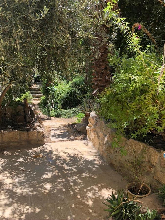One Bedroom Stone Apartment Jerusalem Exterior foto